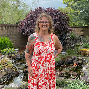 Meet your Posher, Adi